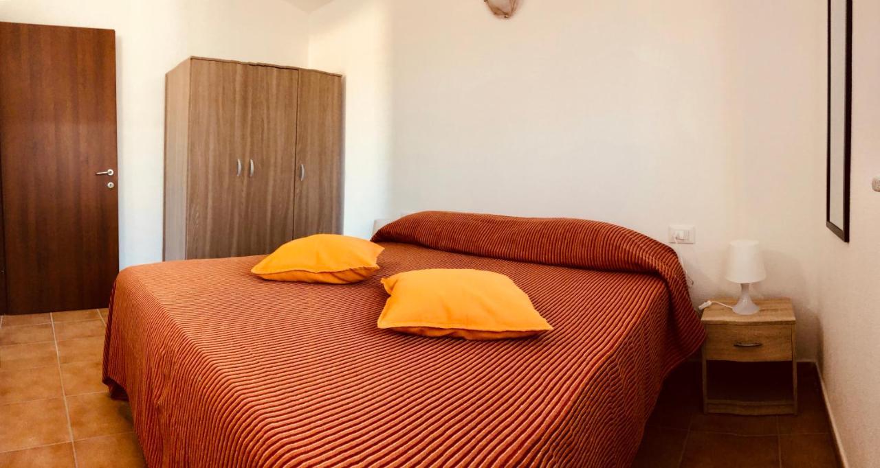 Siniscola Casa Vacanze Olmo Kültér fotó